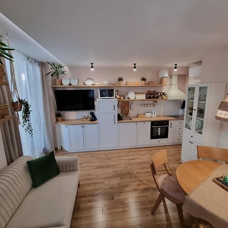 Apartment Polina - 2Bd Next To Sea Garden Várna Kültér fotó