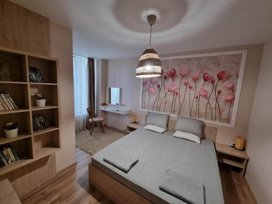 Apartment Polina - 2Bd Next To Sea Garden Várna Kültér fotó